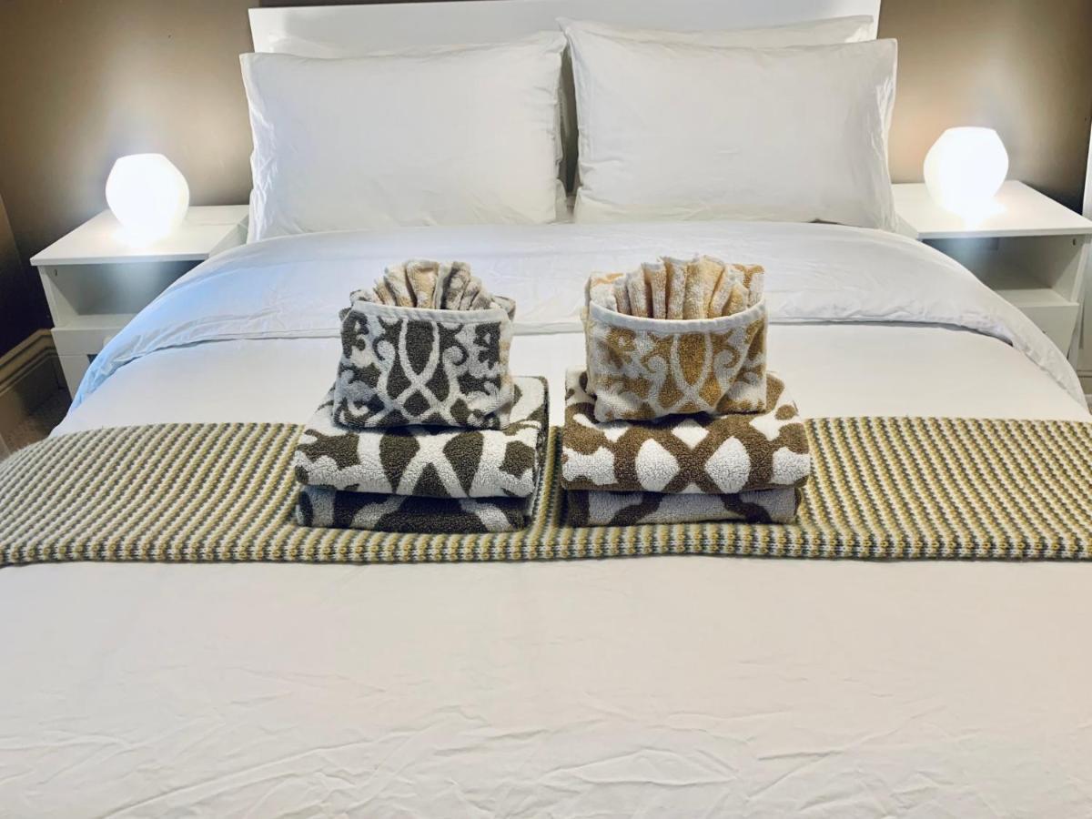 Scorpio House Langley Room 2 Esterno foto